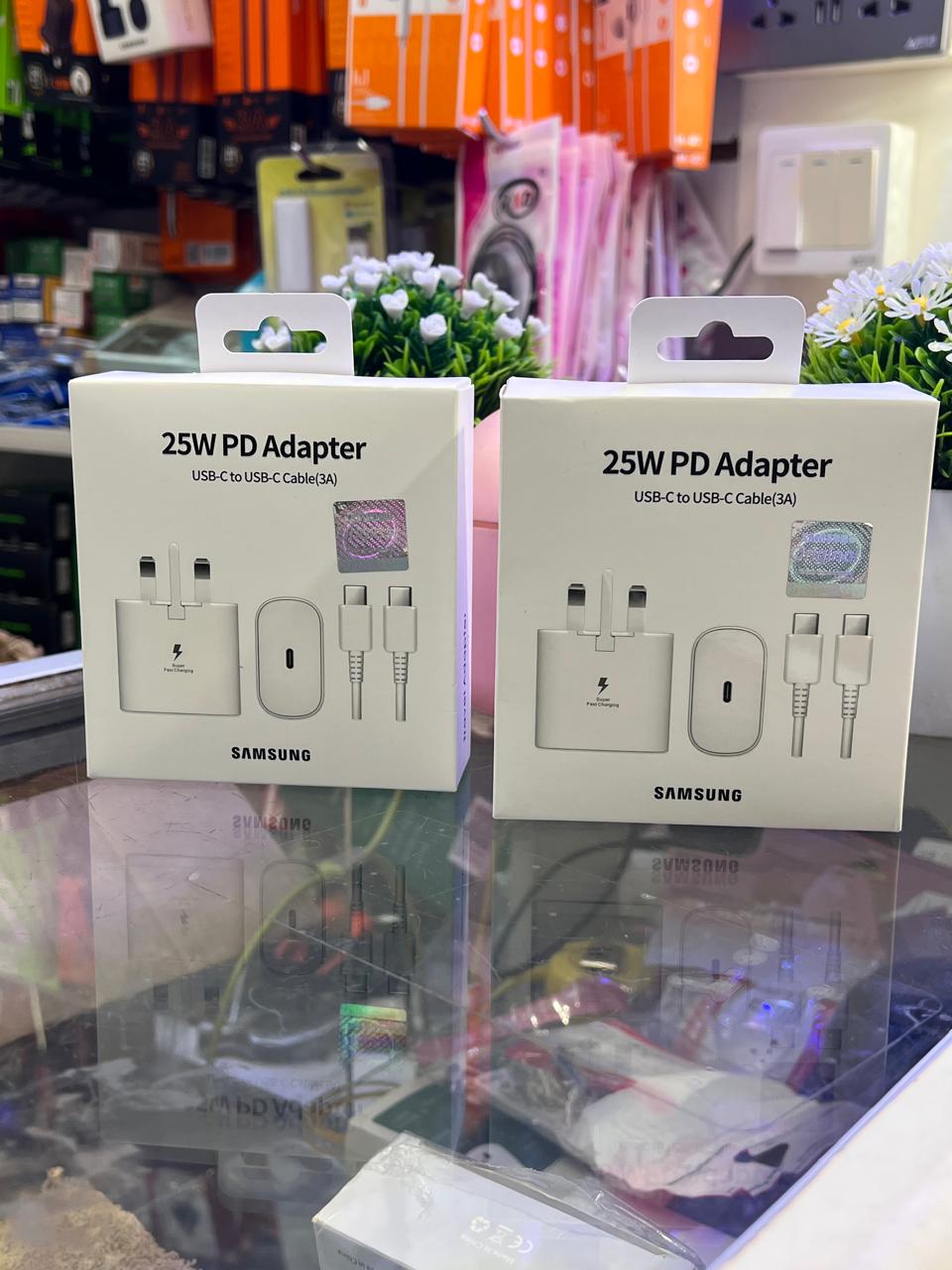 Samsung 25W PD Adapter USB-C to USB-C Charger - Chargers in Chuka, Kenya